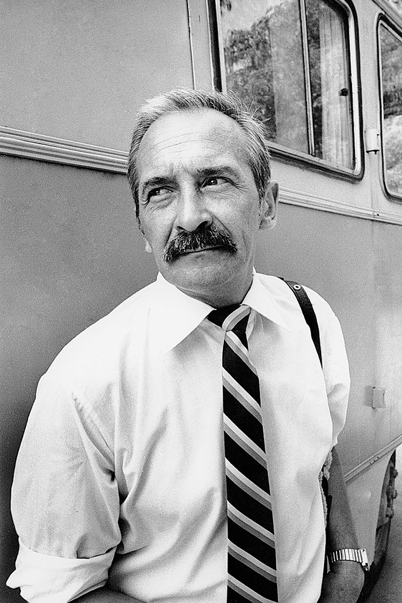 Almantas Grikevičius backdrop