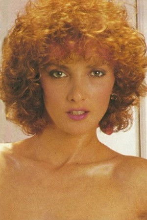 Alice de Carli backdrop