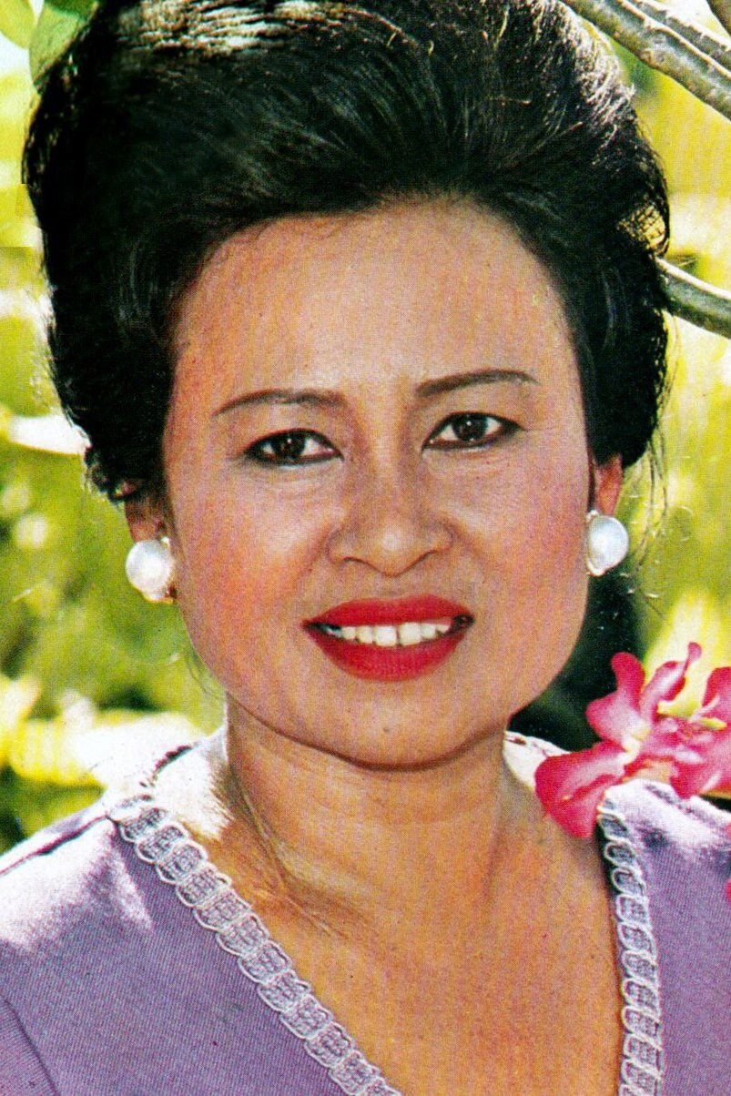 Manas Boonyakiat backdrop