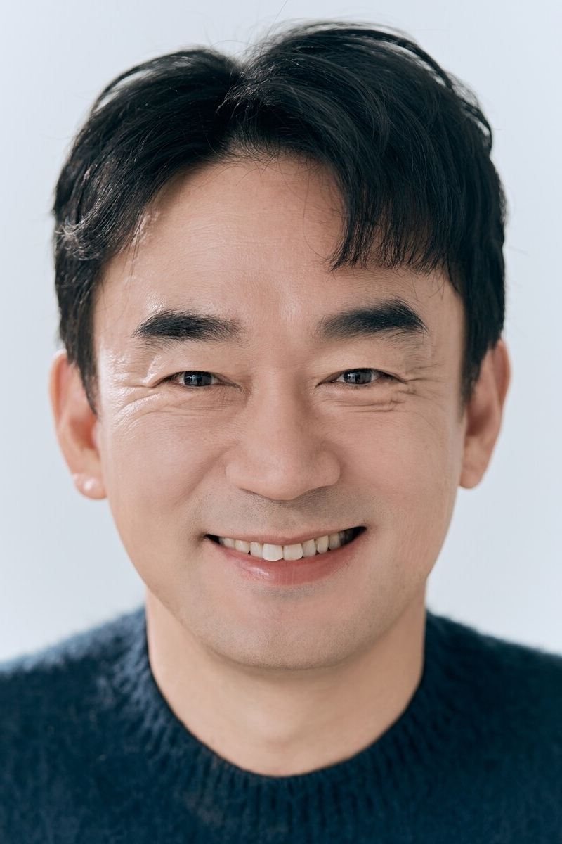 Jung Hee-tae backdrop