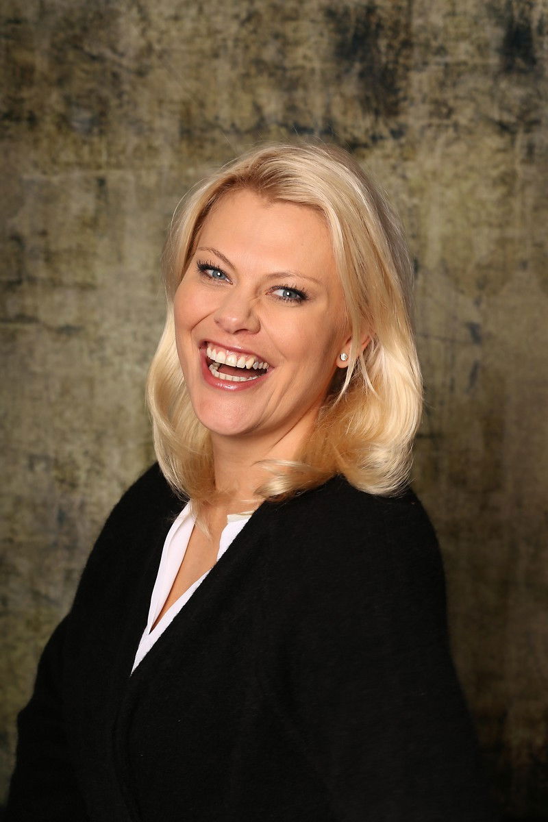 Magdalena Kropiunig backdrop