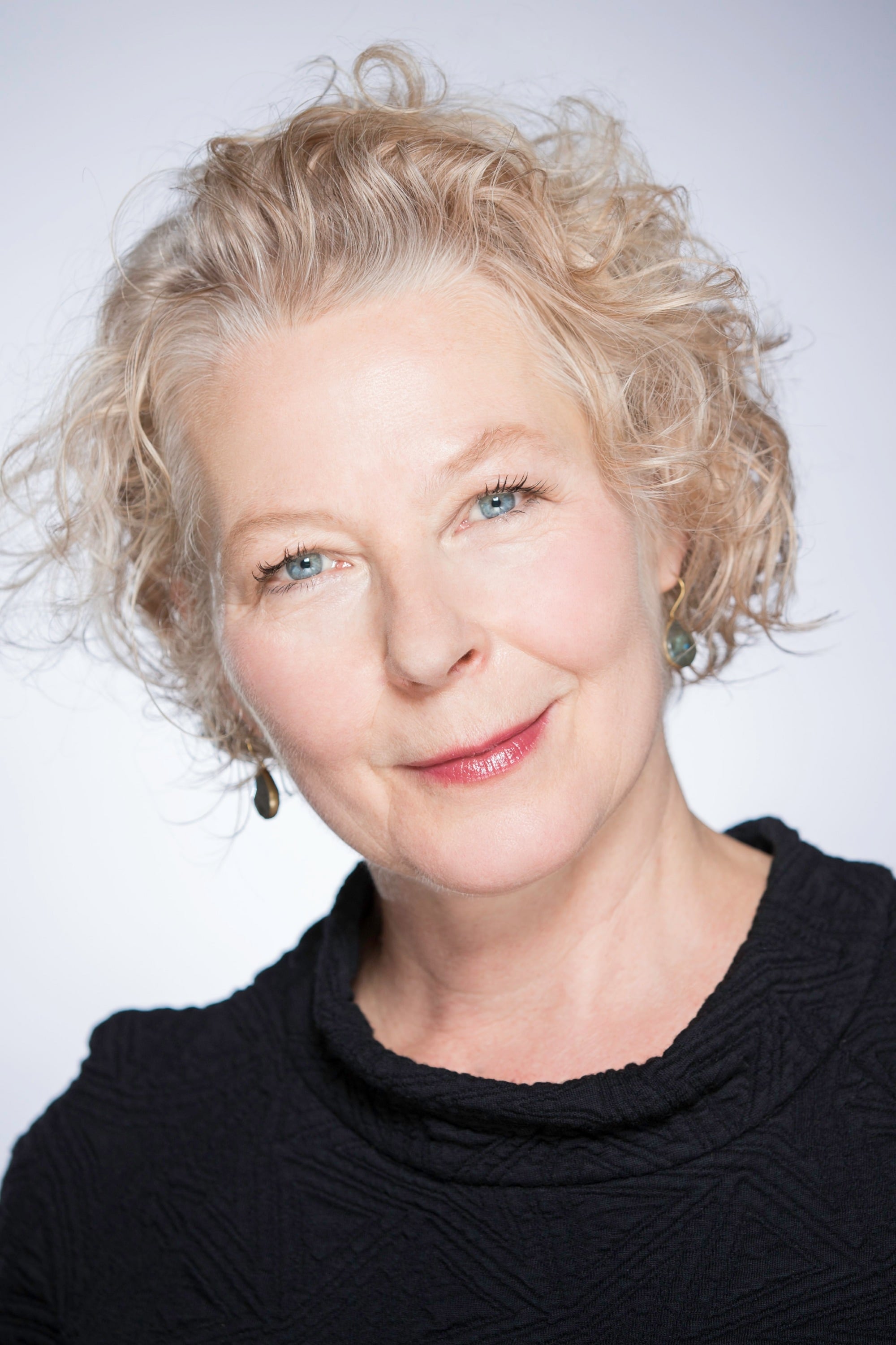 Stela Gonet backdrop