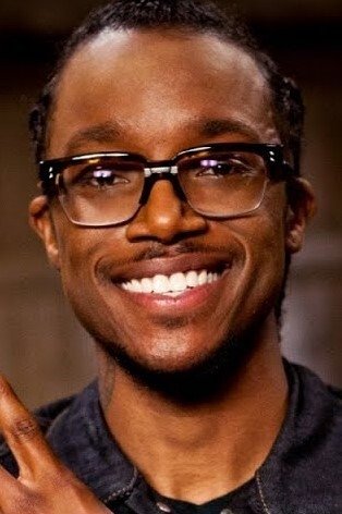 Aakomon Jones backdrop