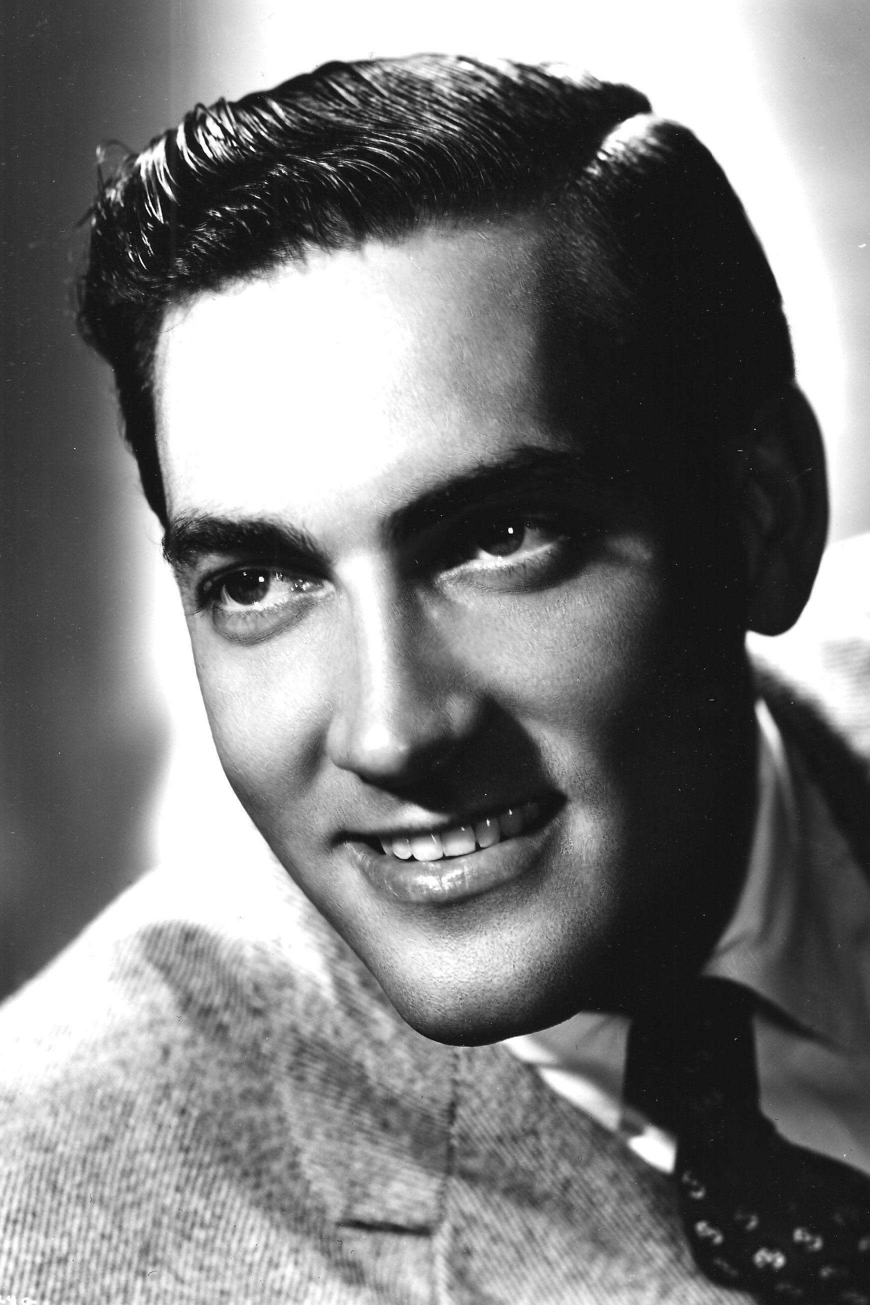 Lee Bonnell backdrop