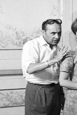 Leon Jeannot backdrop