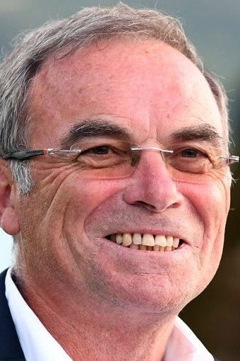 Bernard Hinault backdrop