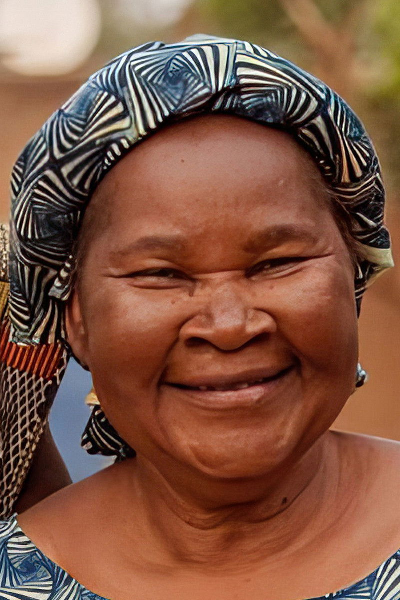 Odilia Yoni backdrop