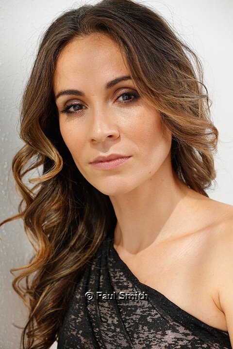 Presciliana Esparolini backdrop