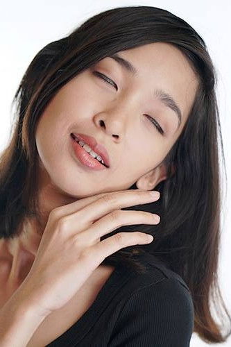 Sari Estrada backdrop