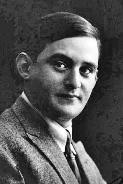 Zygmunt Turkow backdrop