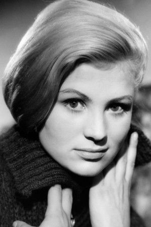 Marlies Behrens backdrop