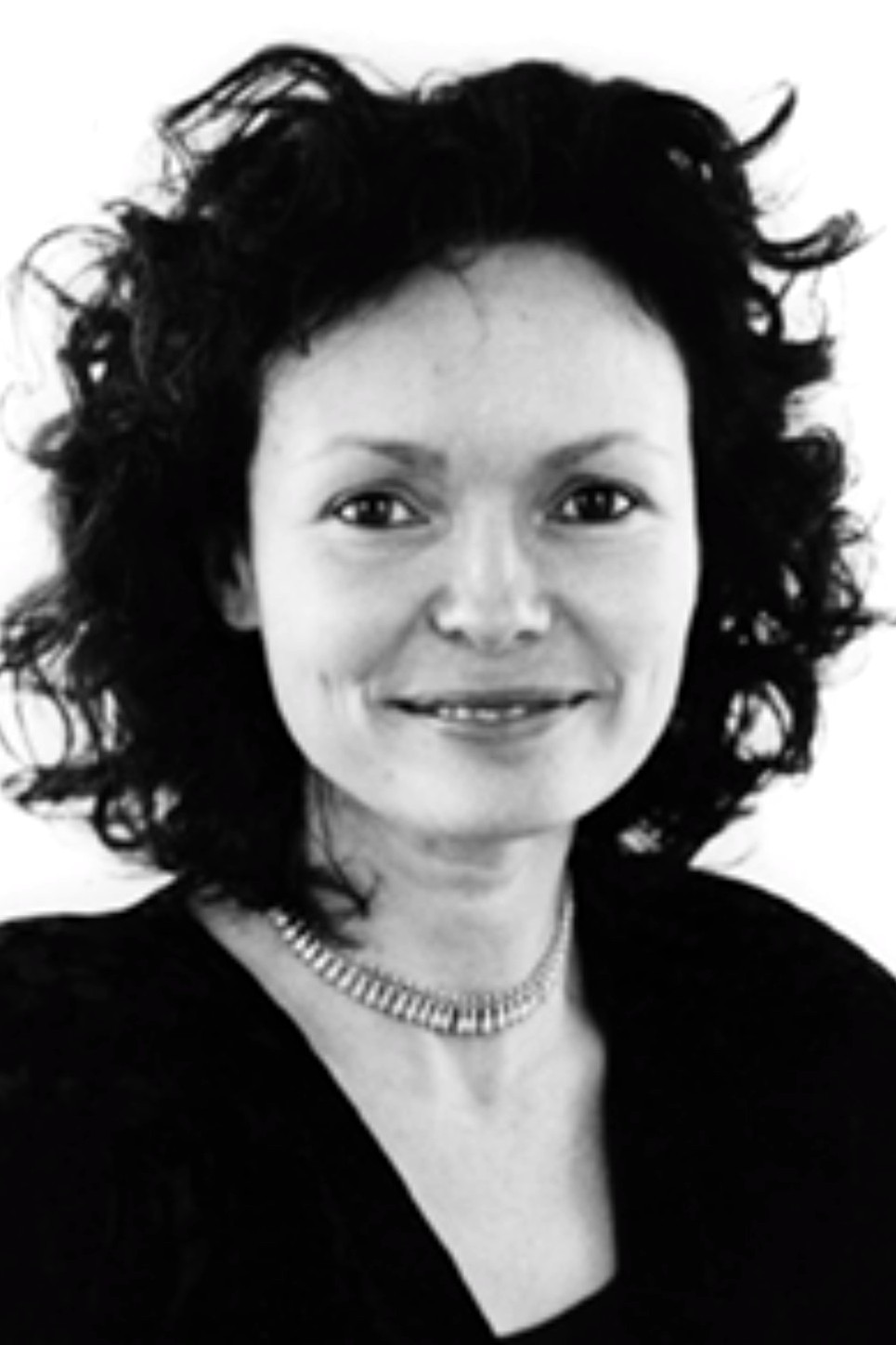 Manon Barbeau backdrop