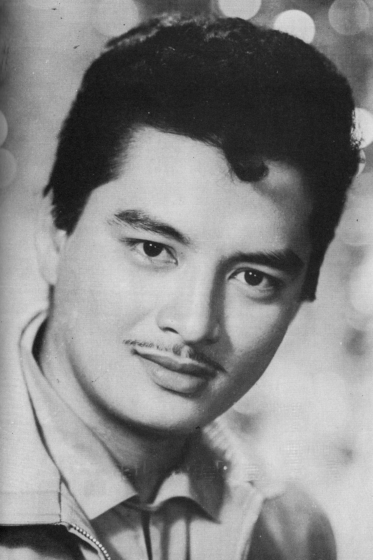 Man Theeraphol backdrop