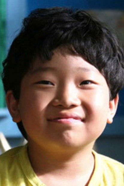 Choi Woo-hyuk backdrop