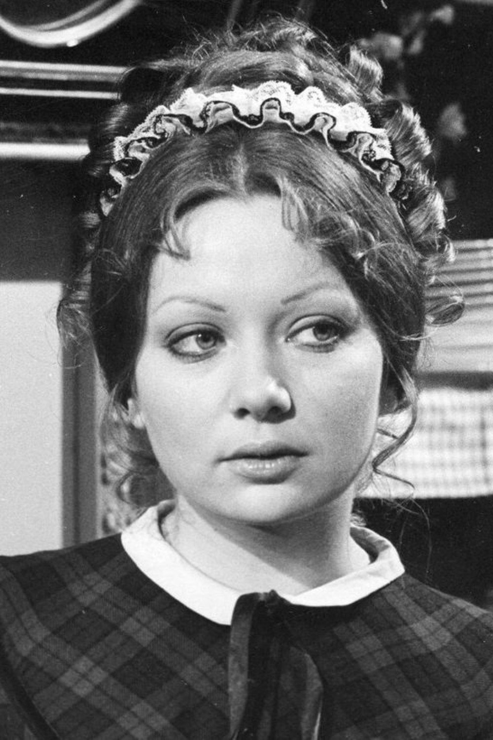 Sylvaine Charlet backdrop