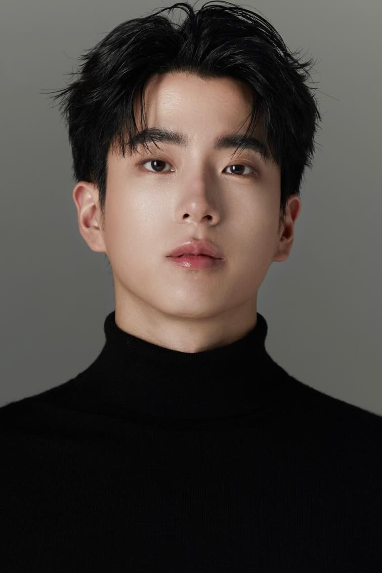 Chanon Santinatornkul backdrop