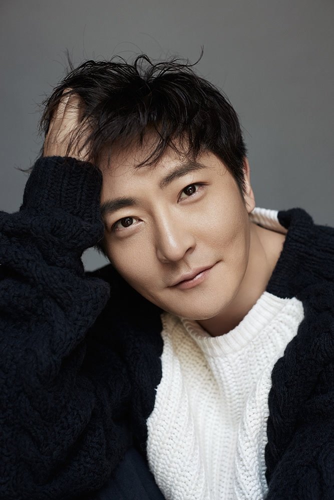 Guo Jingfei backdrop