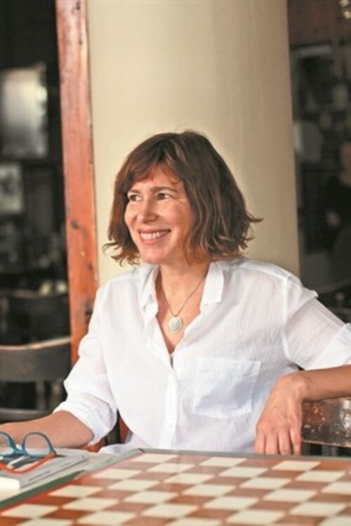 Eva Stefani backdrop