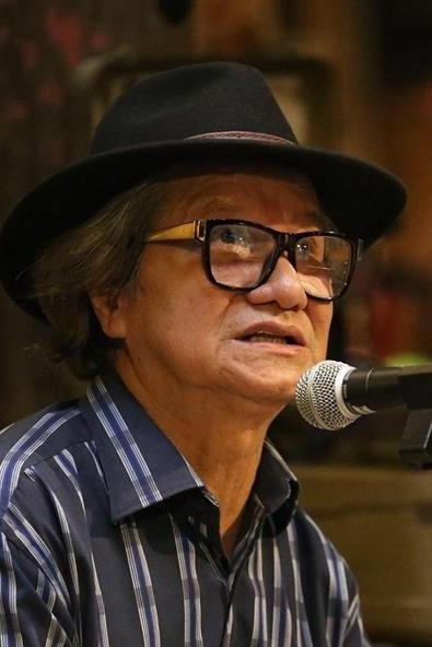 Trần Văn Thủy backdrop