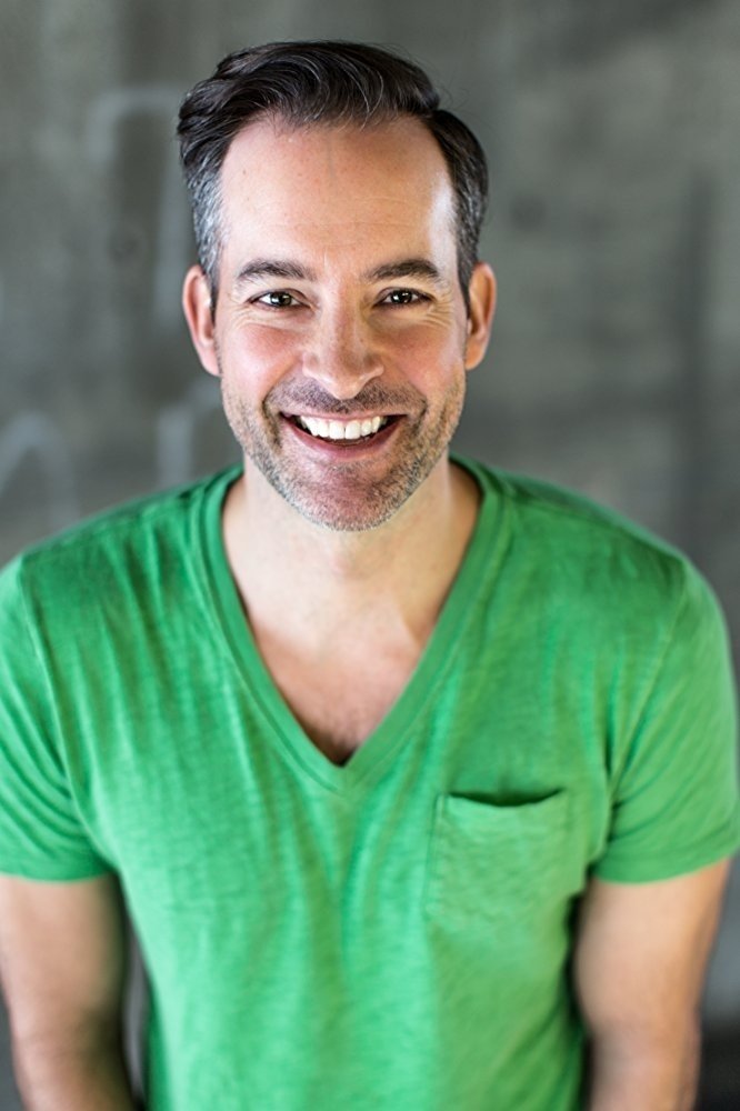 Graham Coffeng backdrop