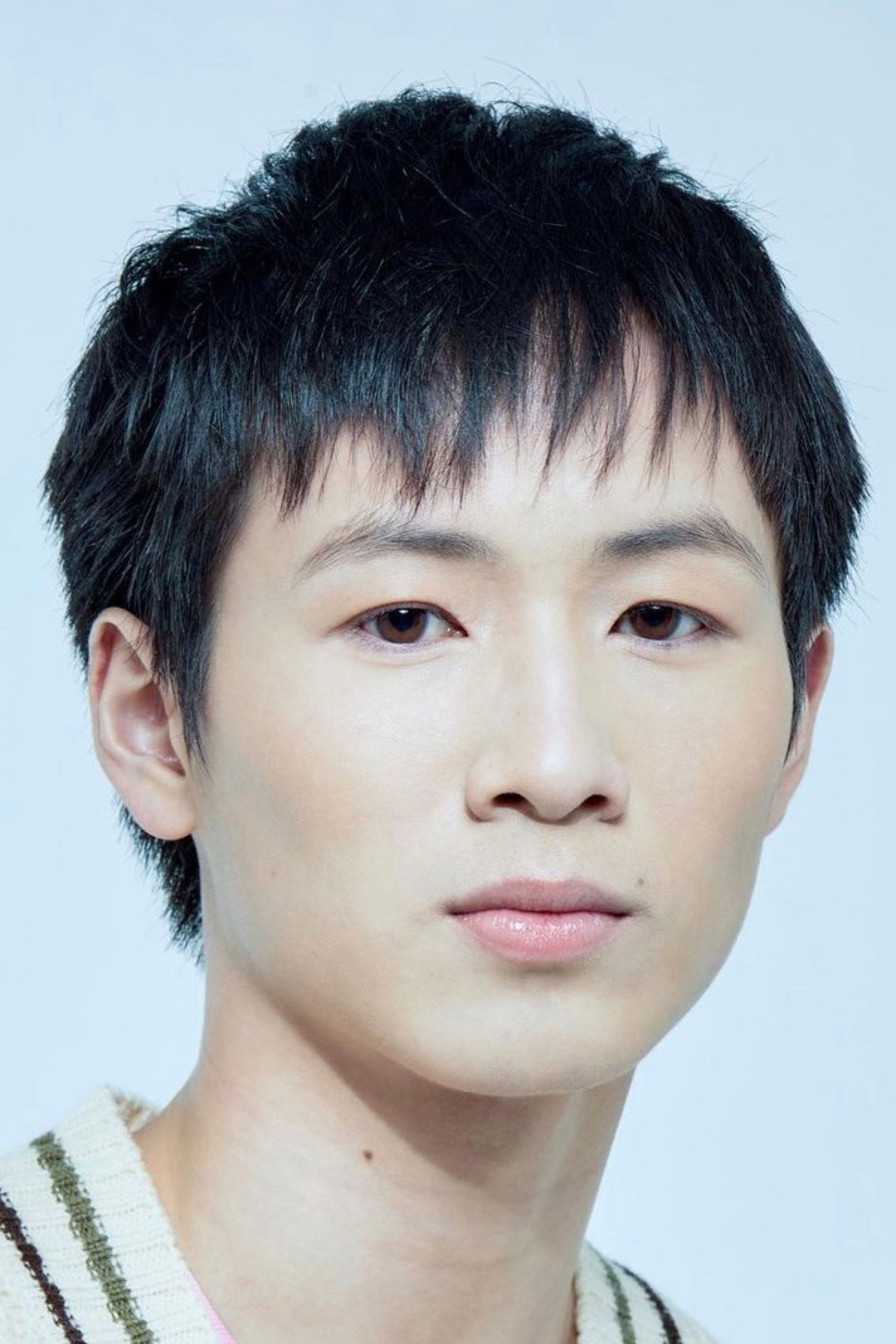 Athipich Chutiwatkajornchai backdrop