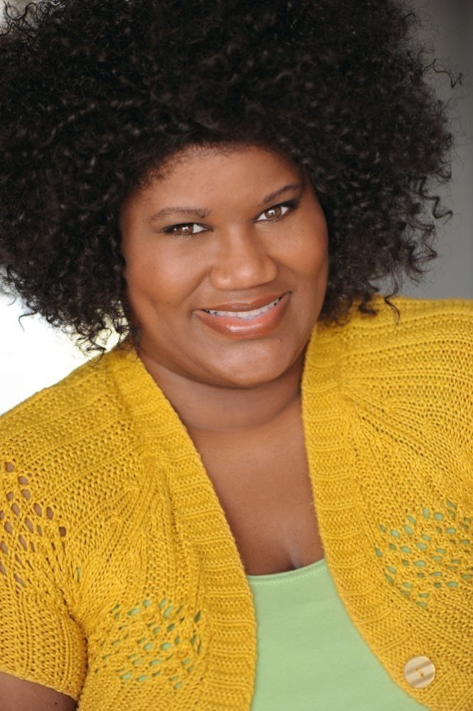 Karina Bonnefil backdrop