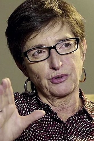 Vânia Debs backdrop