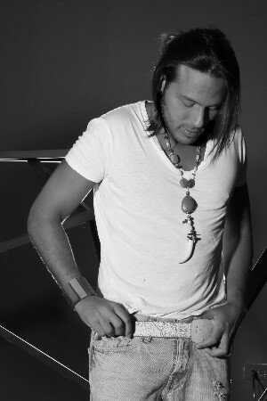 Florentino Primera backdrop