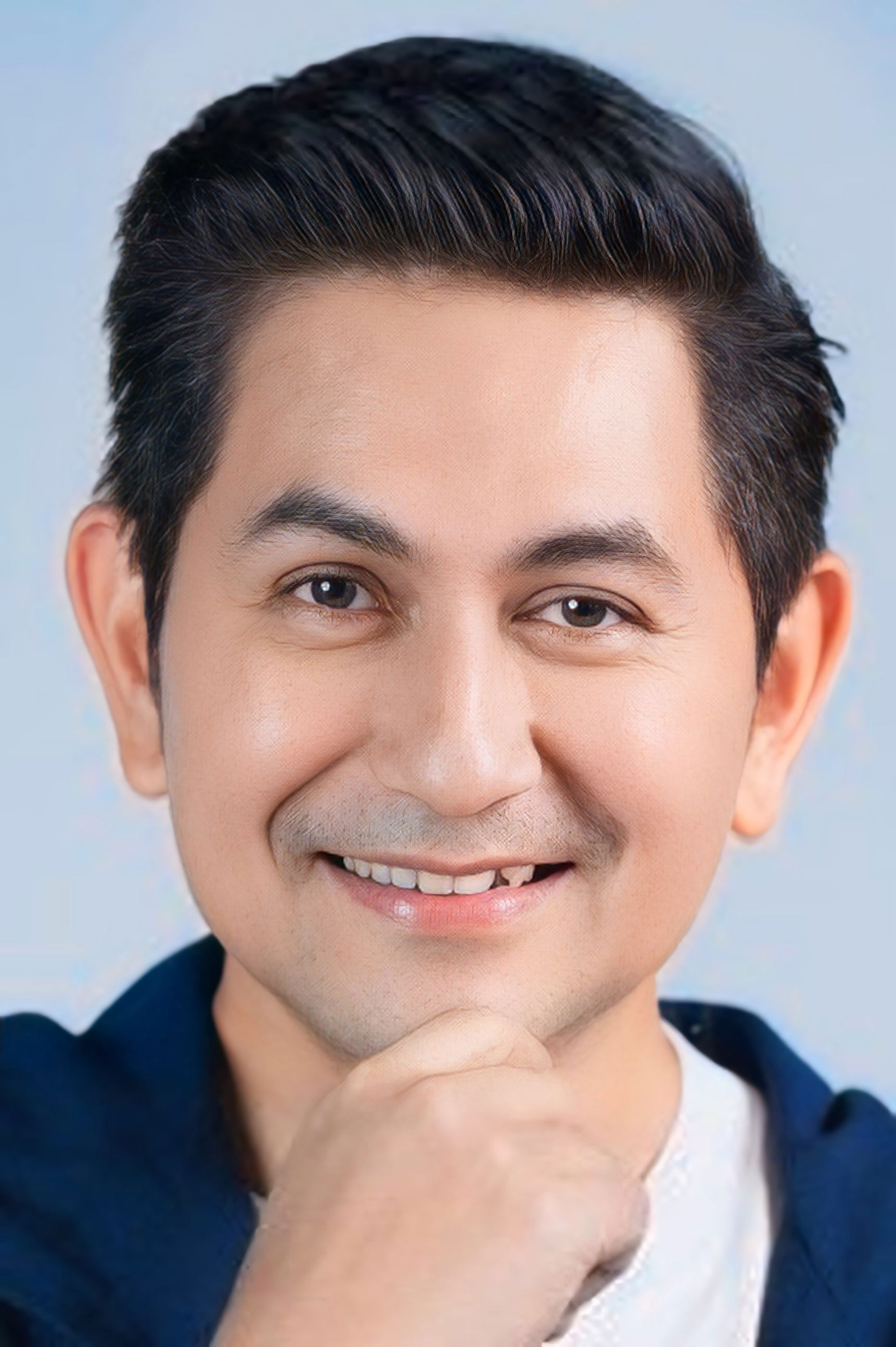 Bhanudej Vatanasuchart backdrop