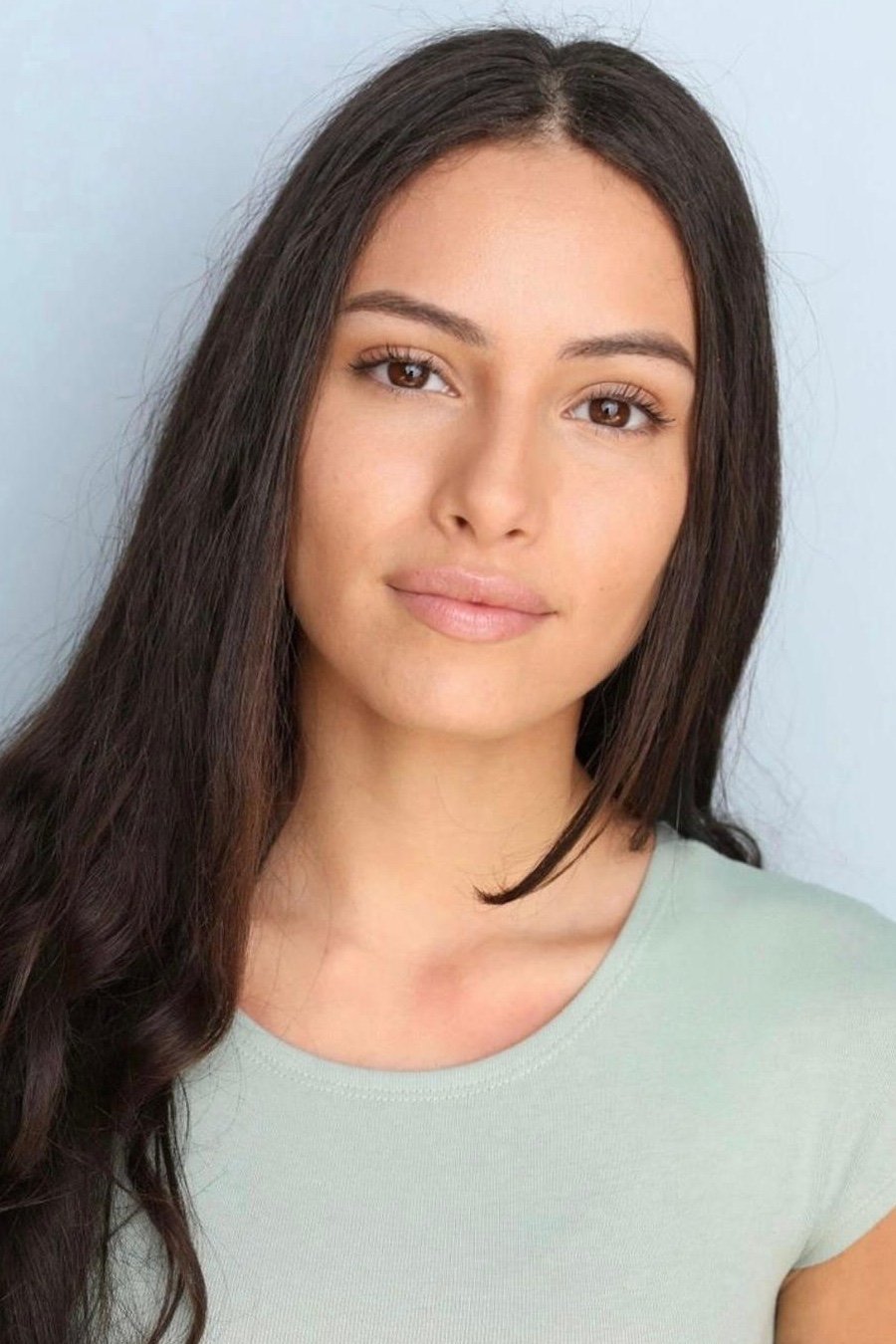 Amanda Troya backdrop