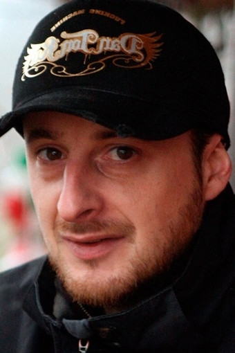 Laurent Bertoni backdrop