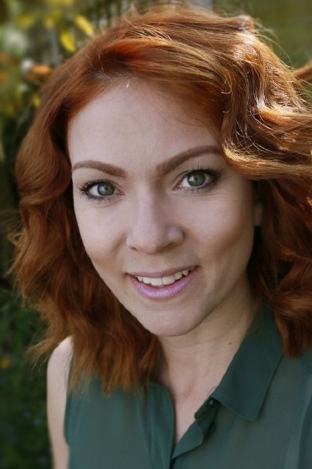 Honey Holmes backdrop