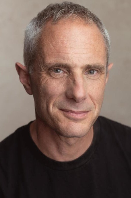 Adrian Annis: Adriani Anis backdrop