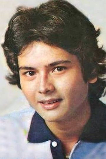 Alfie Anido backdrop