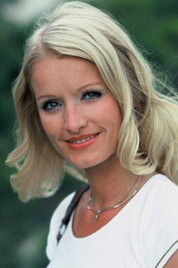 Barbara Kramer backdrop