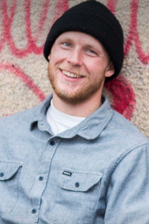 Magnus Hanson backdrop