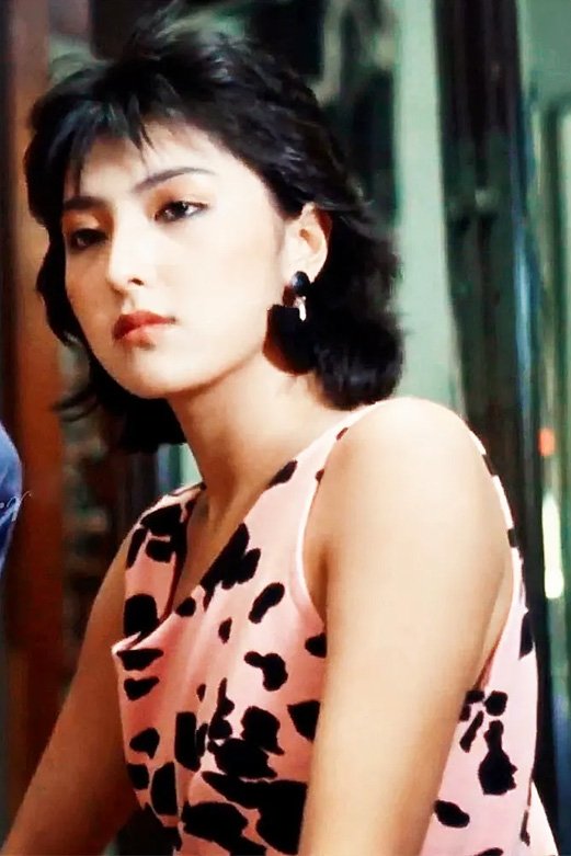 Anna Ueyama backdrop