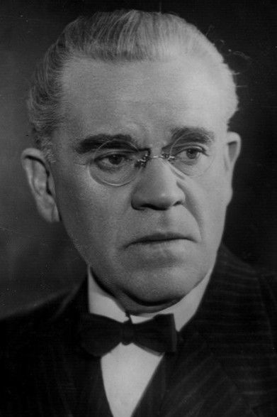 Ivan Moskvin backdrop