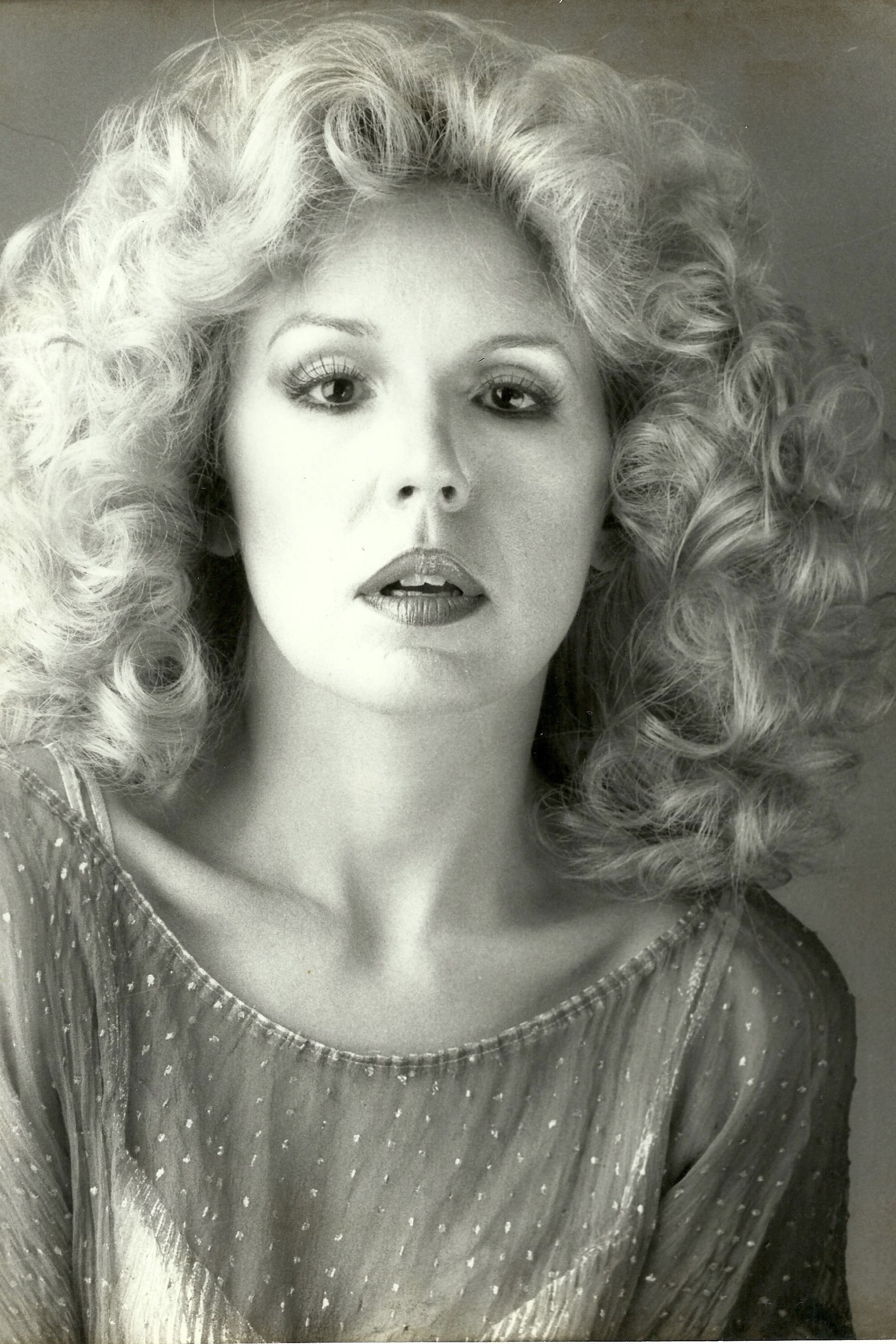 Johanna Rosaly backdrop