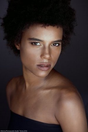 Lorena Cesarini backdrop