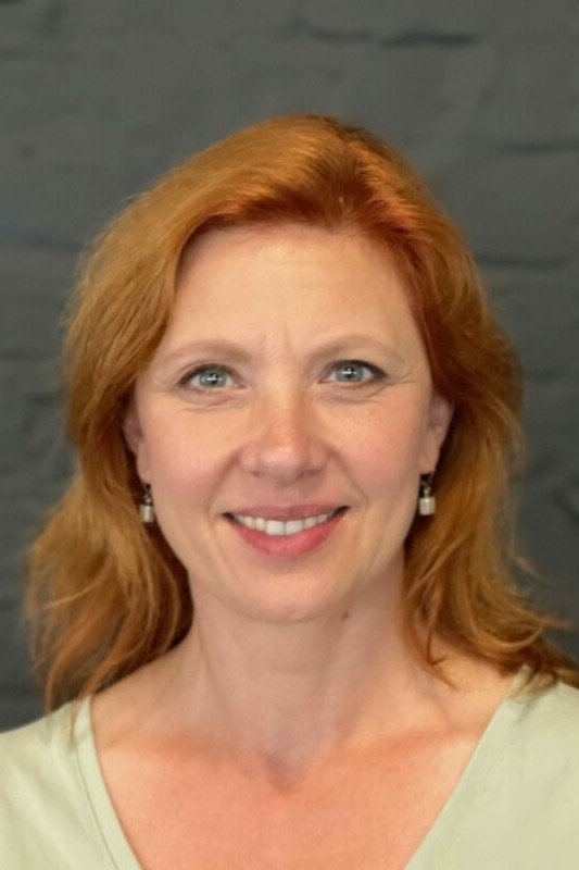 Sandrine André backdrop