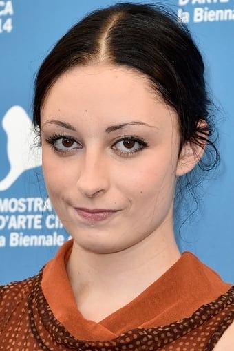 Arielle Holmes backdrop