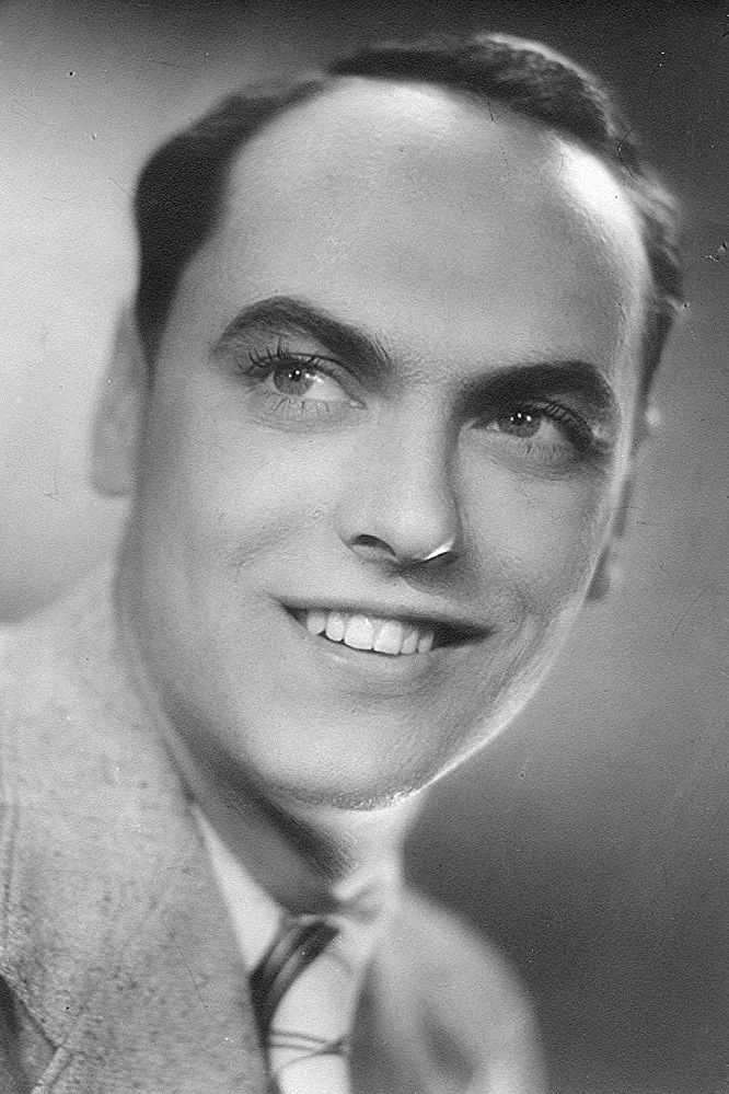 Rauli Tuomi backdrop