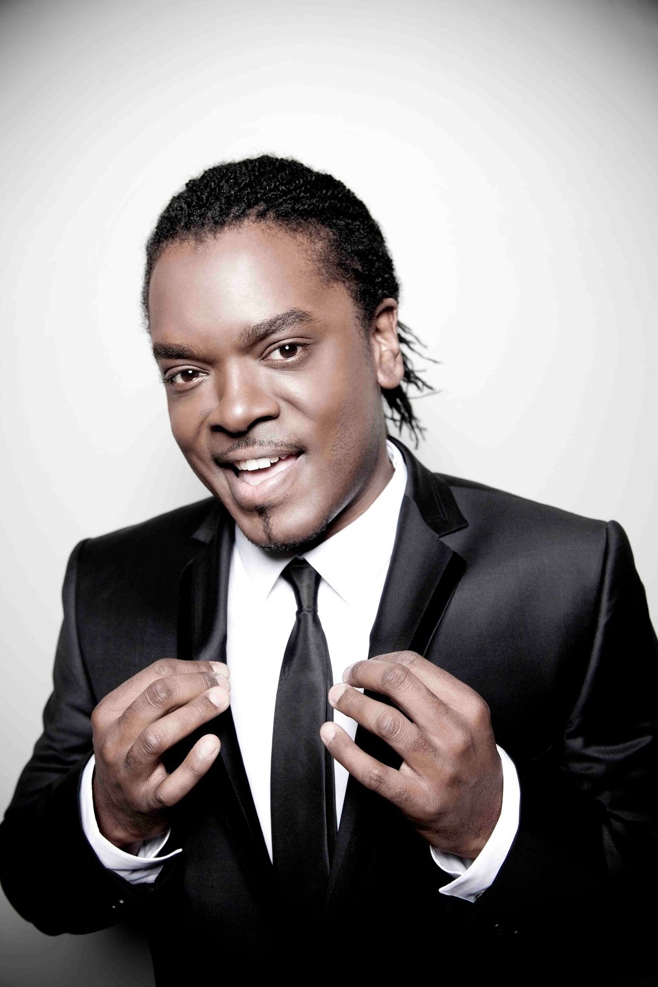 Anthony Kavanagh backdrop