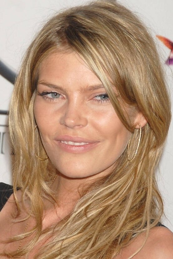 May Andersen backdrop