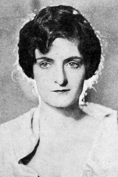 Maxine Elliott Hicks backdrop