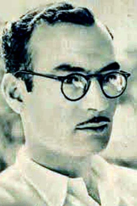 Kamal Selim backdrop