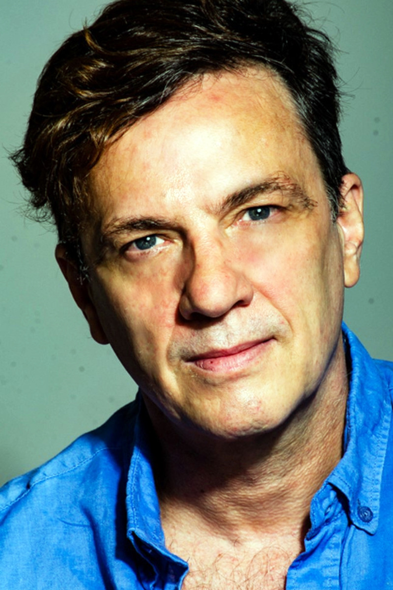 Luciano Suardi: Luchiano Suardi backdrop