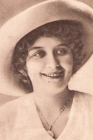 Renée Sylvaire backdrop