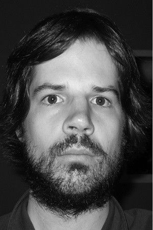 Alexandre Larose backdrop